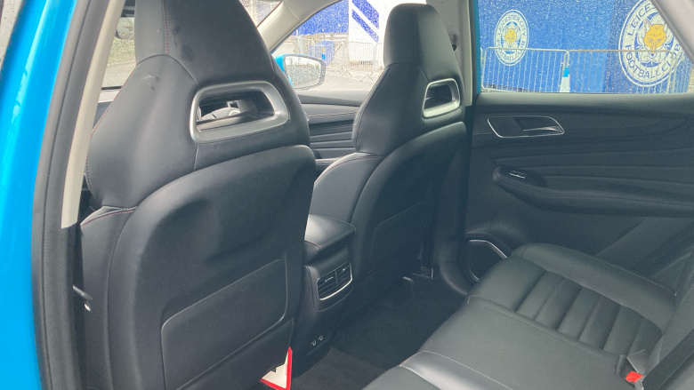 MG HS 1.5 T-GDI PHEV Trophy 5dr Auto Hatchback